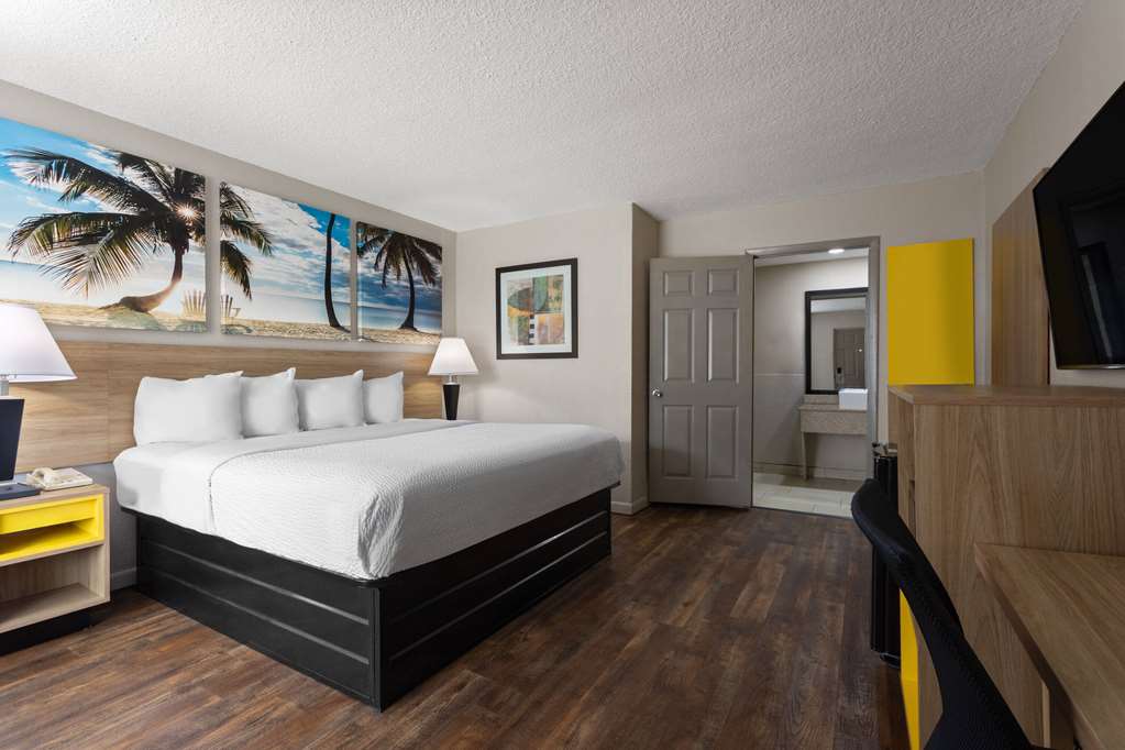 Days Inn by Wyndham St. Petersburg Central - photo 17