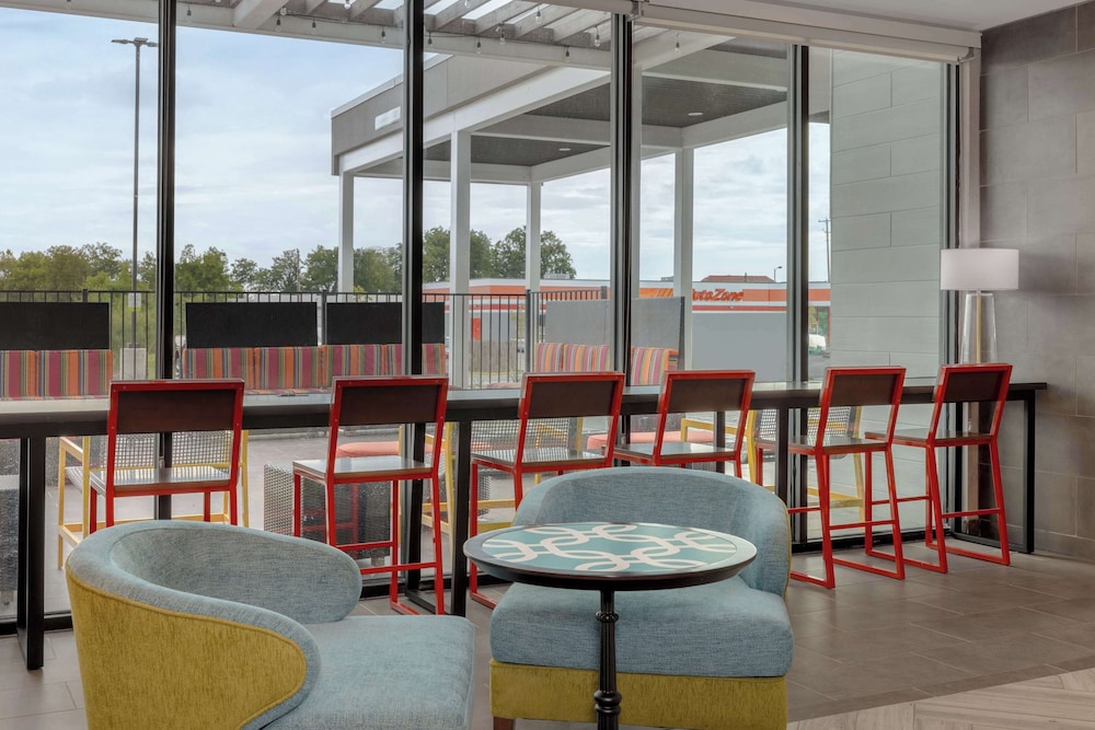 Home2 Suites by Hilton Brownwood - photo 4