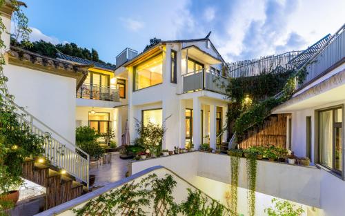 Xinyue Suying Holiday Hotel in Baoshan, People's Republic of China