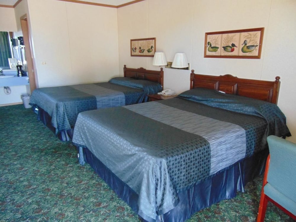 Heritage House Inn - photo 8