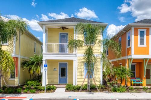 Sunny Yellow Cottage Near Disney With Margaritaville Resort & Island H2O Access 3029Sp — 4-Star Luxury Hotel in Orlando, United States