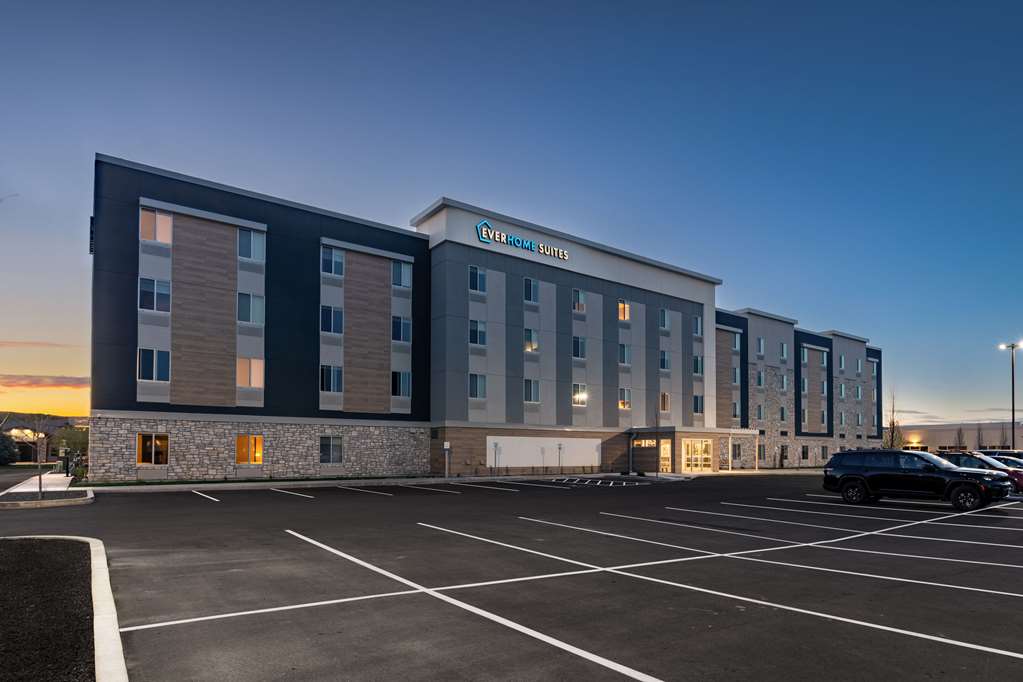 Everhome Suites Nampa Boise - photo 4