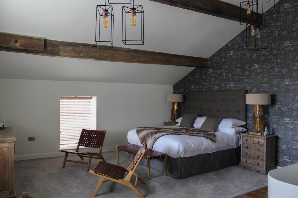 1823 Spinning Block - carbon neutral hotel in Clitheroe