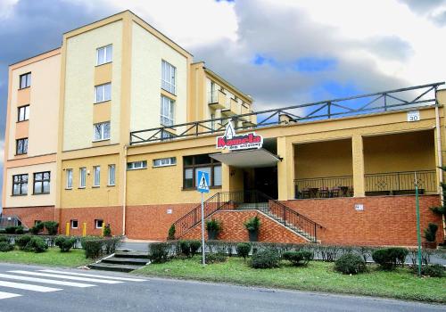 Dom Wczasowy Kamela — hotel in Szczytna