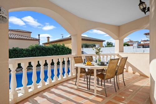 Manuela in Mont-Roig Del Camp, Spain