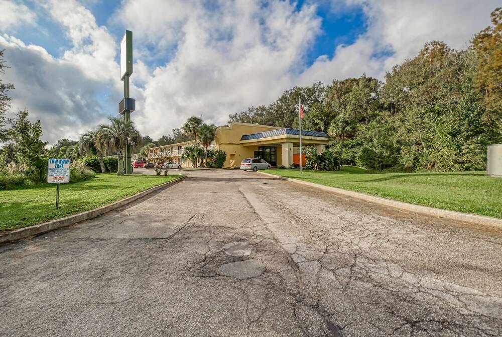 America's Best Inn Jacksonville - photo 30