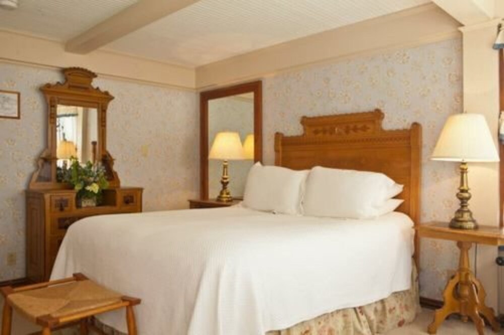 Arlington's West Mountain Inn - photo 35