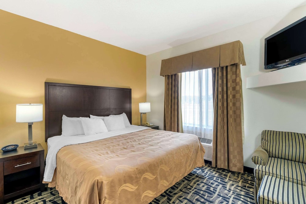 Spark by Hilton La Grange - photo 7