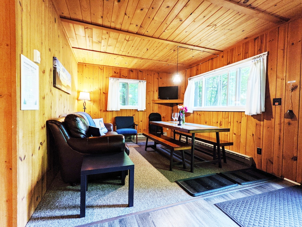 Coadys' Point of View Lake Resort - photo 280