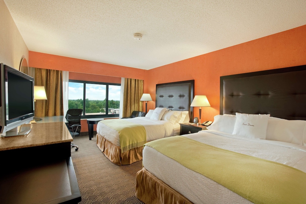 DoubleTree by Hilton Springfield - photo 12
