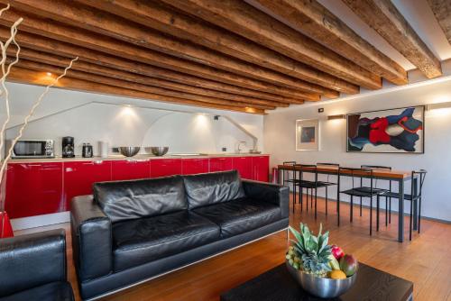 Ve.N.I.Ce Cera San Moisè — 4-Star Luxury Hotel in Venice, Italy