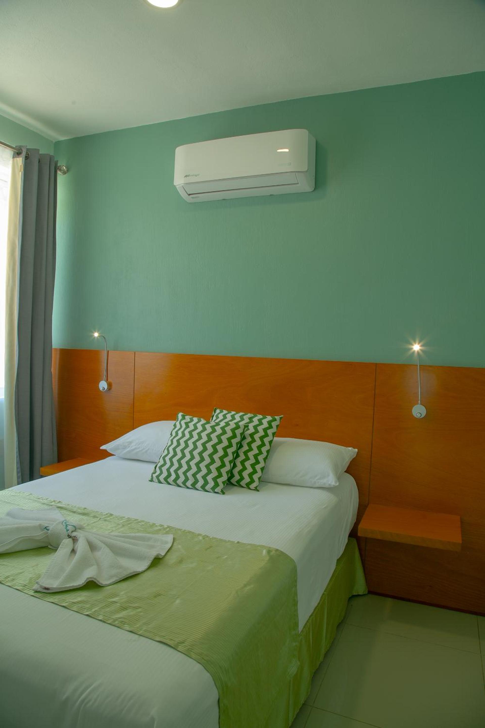Relax Inn Suites