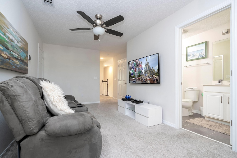 1543 CP Opulent 4BR Townhome: Private Pool Solara Resort - photo 14