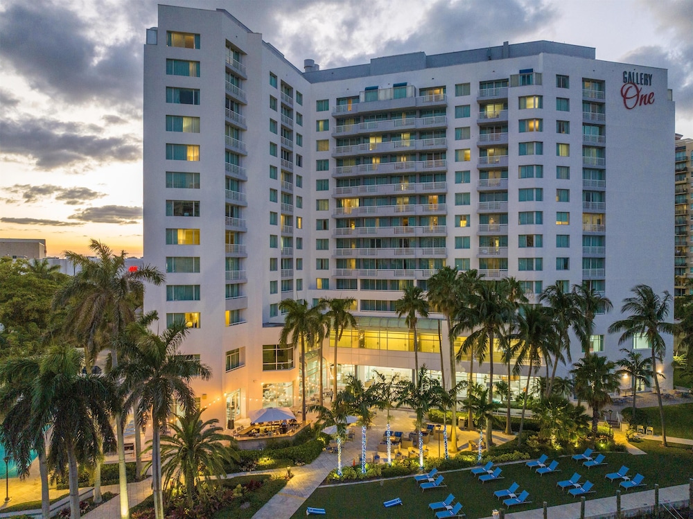 Gallery ONE A DoubleTree Suites by Hilton Hotel