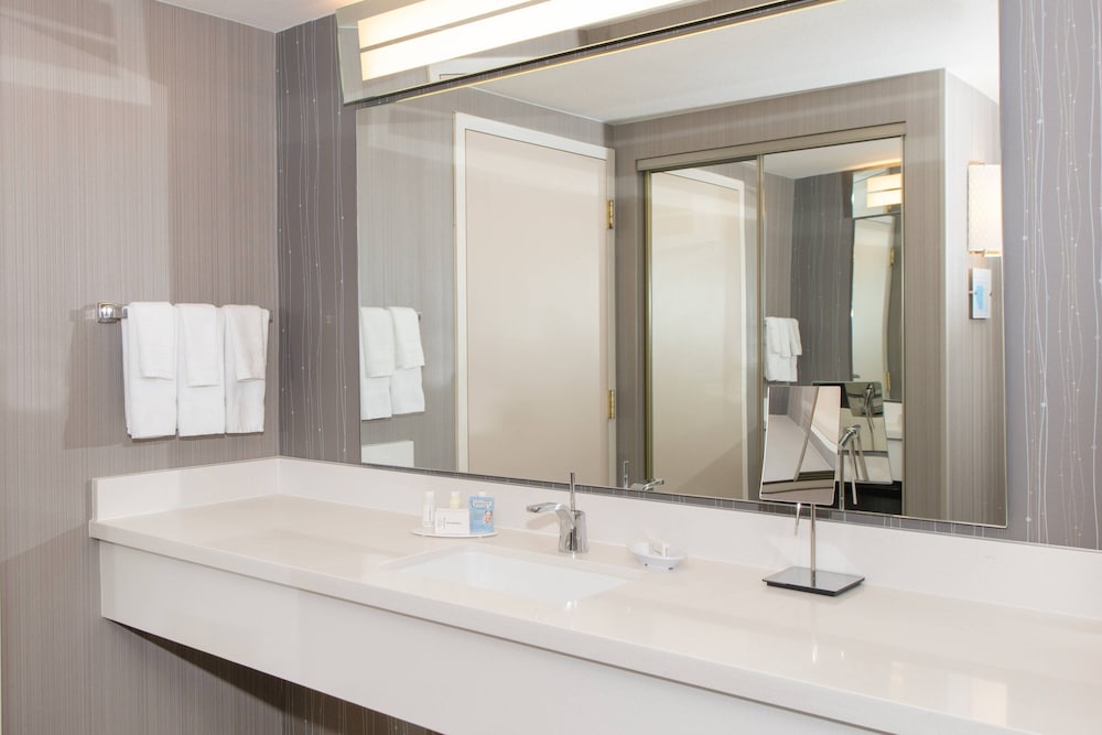 Courtyard by Marriott Newark Silicon Valley - photo 27