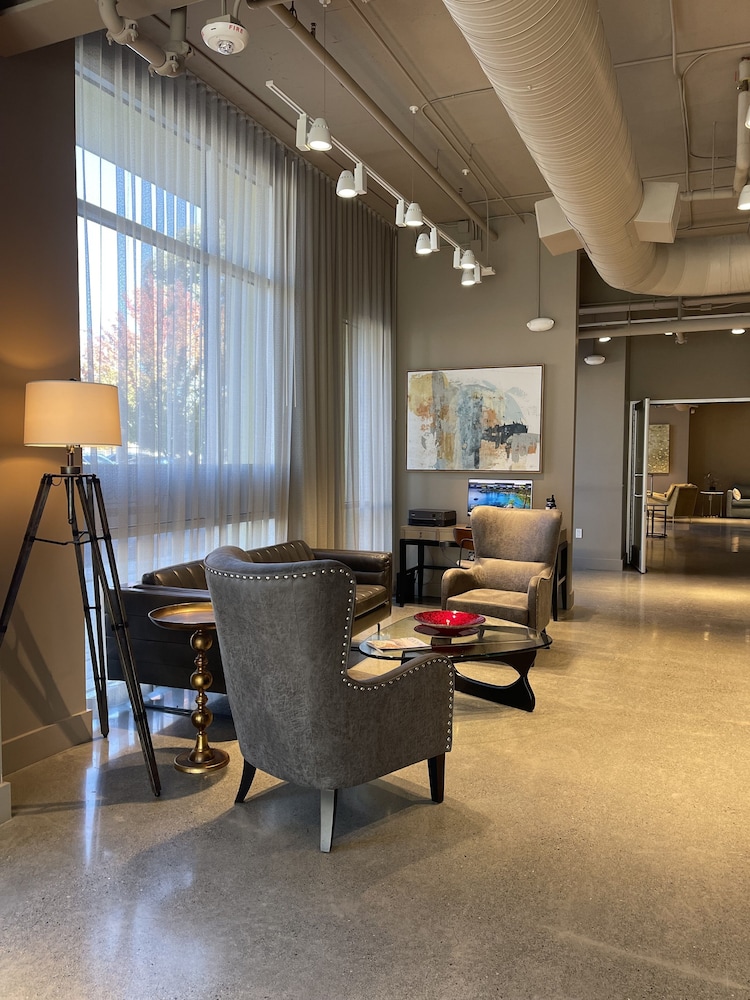 Art House Hotel — 4-Star Luxury Hotel in Santa Rosa, United States