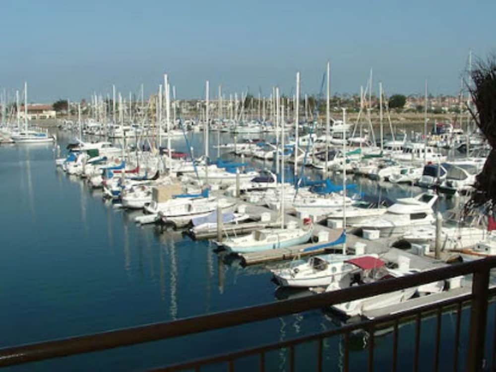 Hampton Inn Channel Islands Harbor Oxnard - photo 45