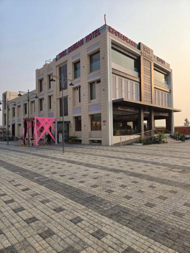 Shri Sangam Hotel — Muzaffarnagar