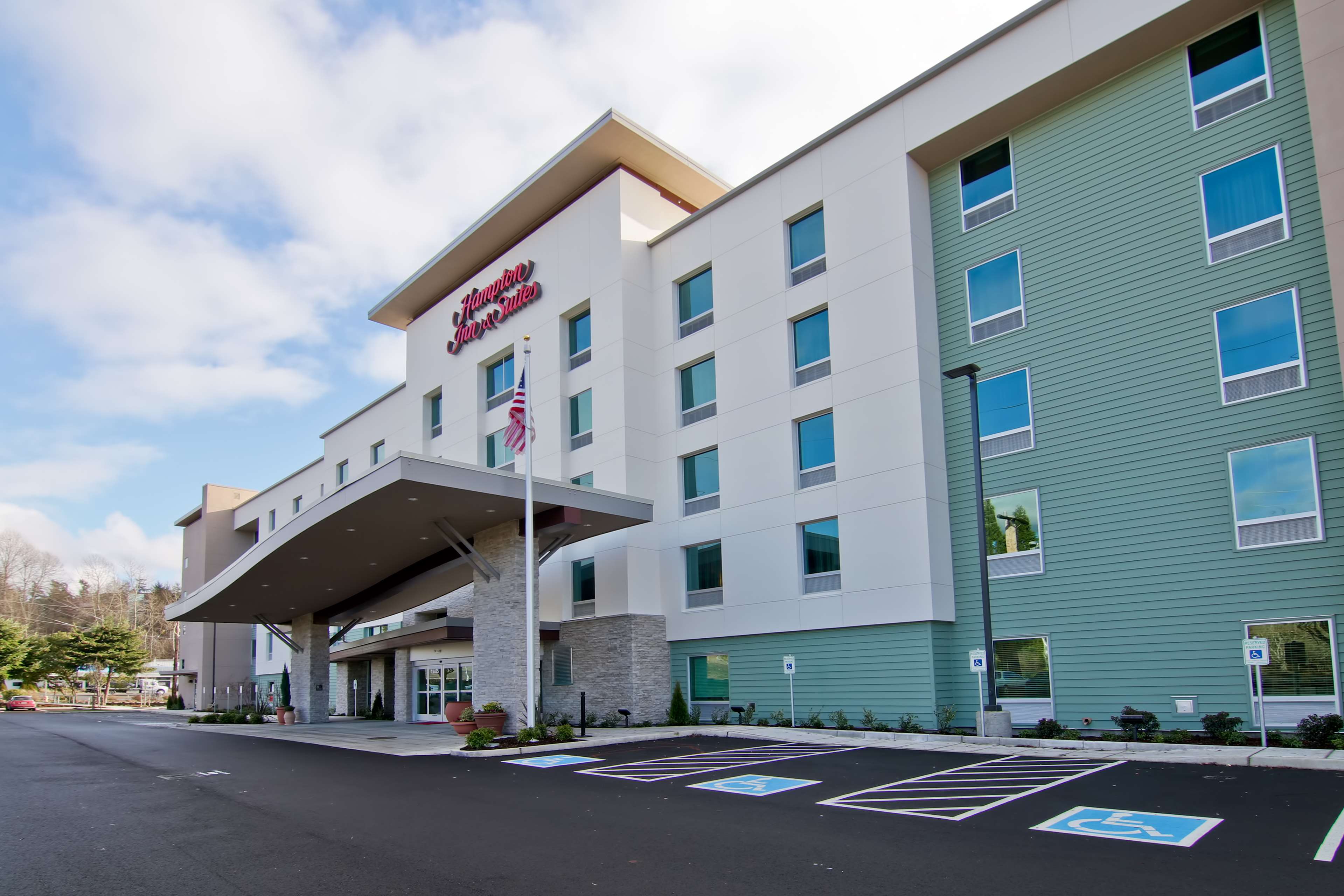 Hampton Inn & Suites Bellevue Downtown Seattle - featured photo