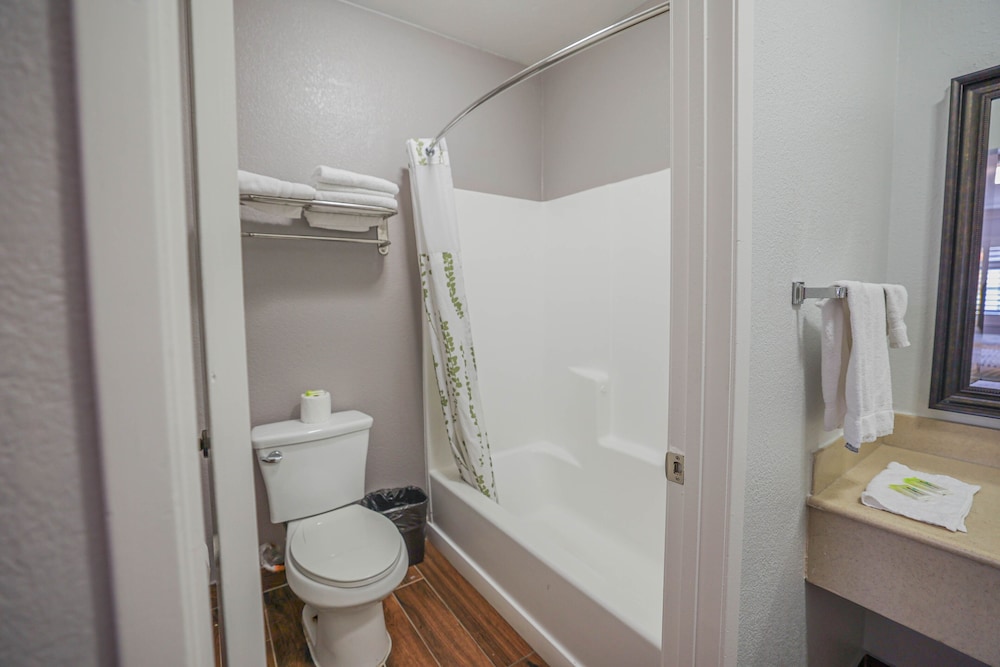 Motel6 Tustin CA Orange County - photo 19