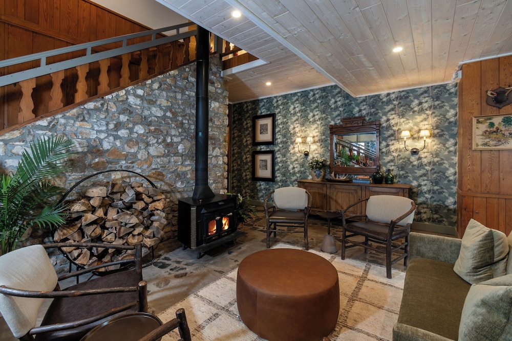 Switzerland Inn — Spruce Pine — photo 5