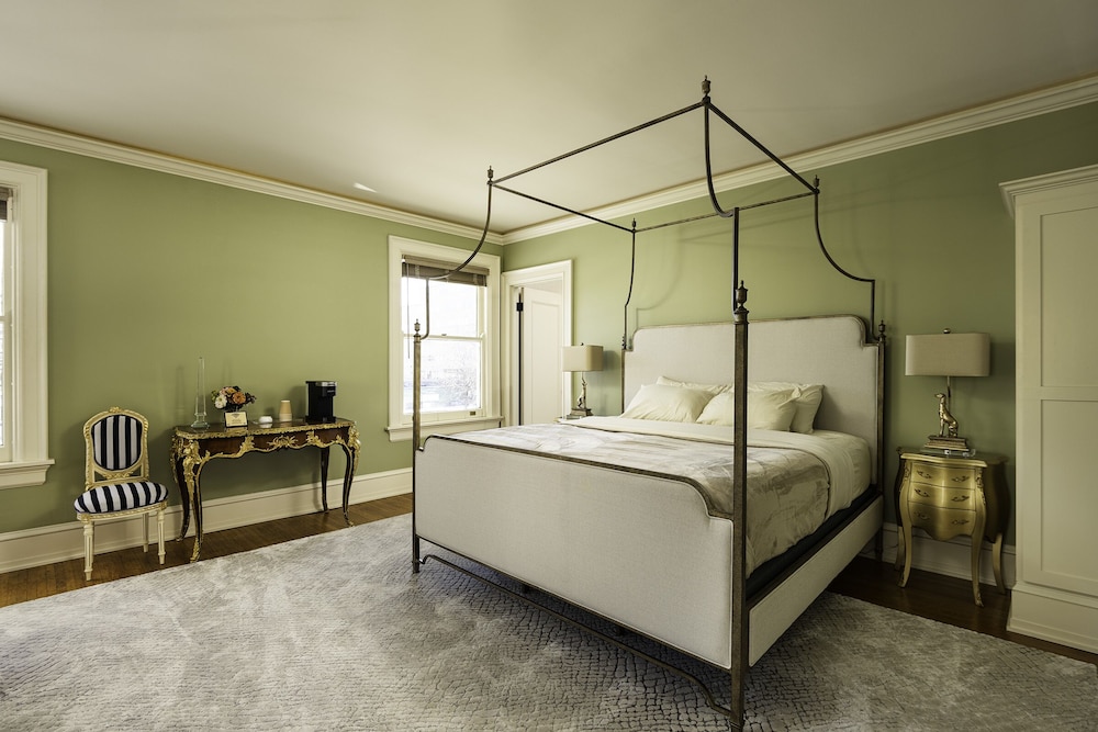 The Edward Hotel - photo 30