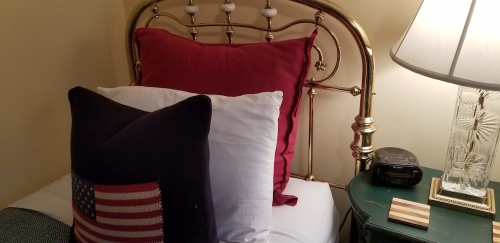 Inn at Clearwater Pond - photo 19