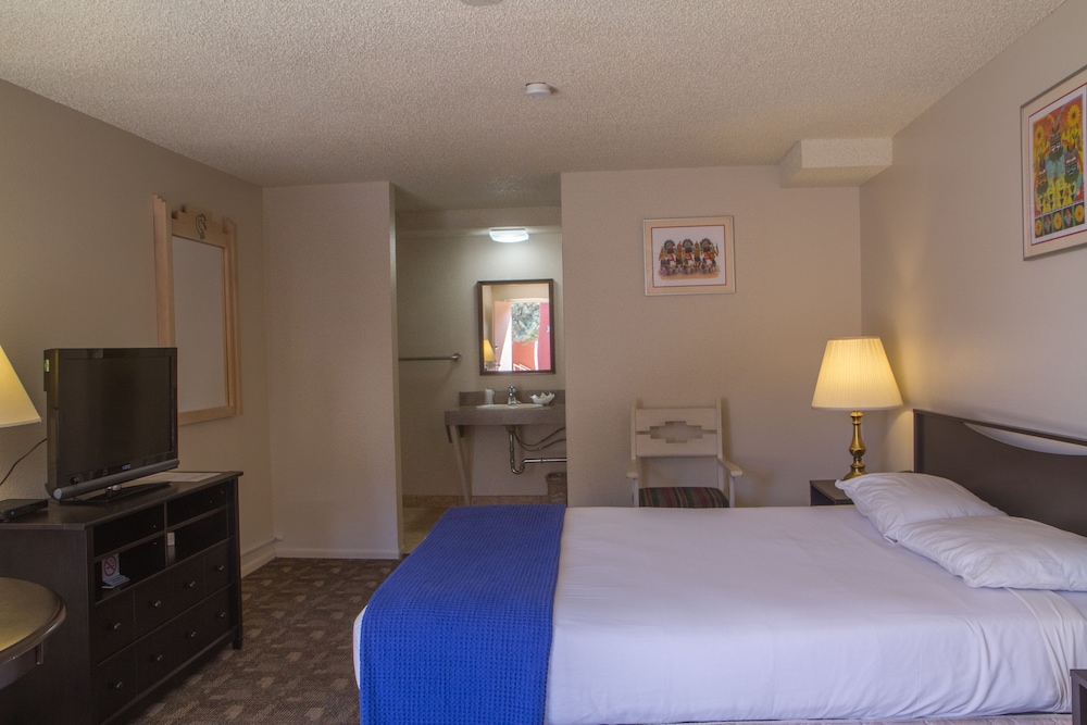 Hopi Cultural Center - photo 10