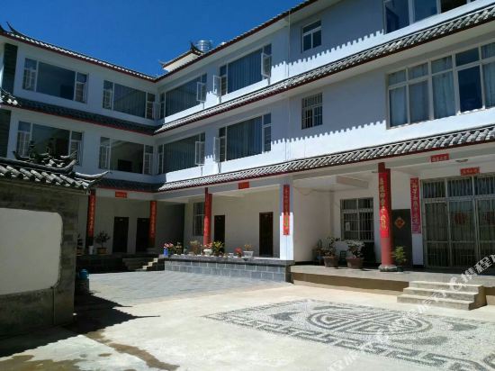 Runxin Hotel - last minute hotel in Yulong