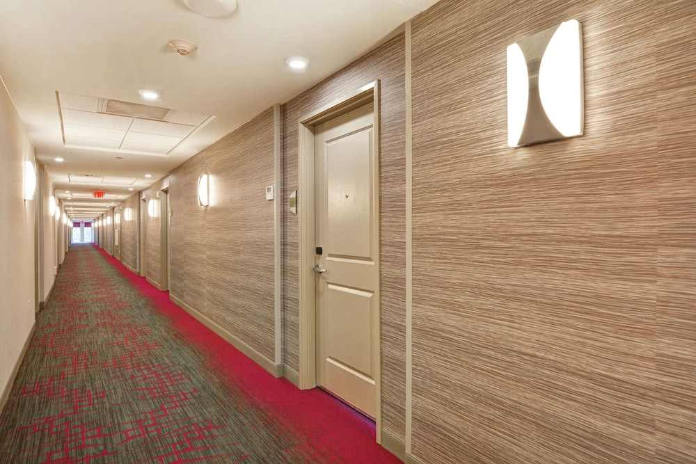 Home2 Suites by Hilton Charleston West Ashley - photo 3