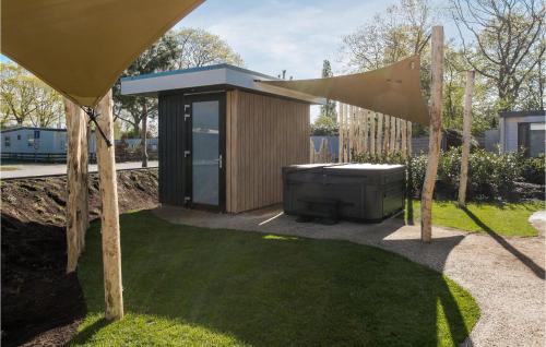 Nice Home In Voorthuizen With Wifi — 5-Star Luxury Hotel in Voorthuizen, Netherlands