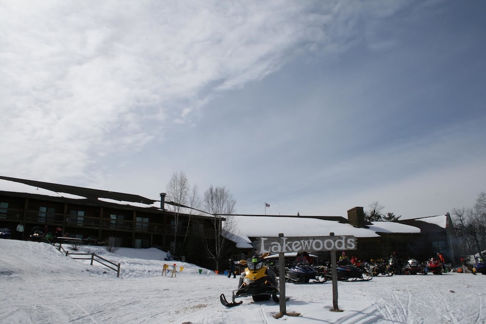 Lakewoods Resort & Lodge - photo 32