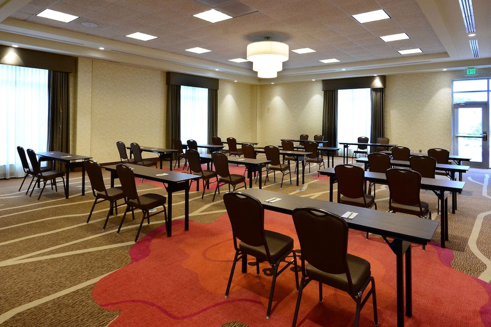Hilton Garden Inn Greensboro Airport - photo 61