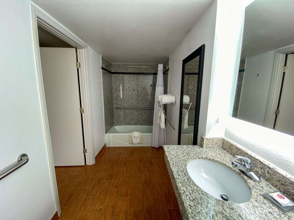 Comfort Inn Conover Hickory - photo 29