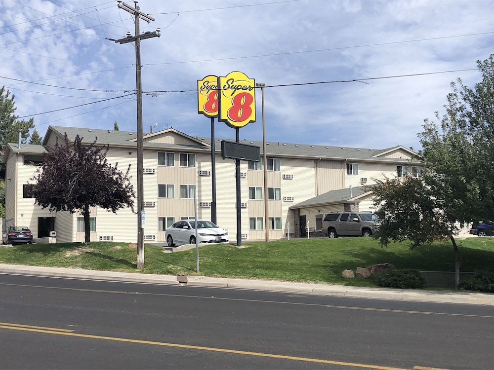 Super 8 by Wyndham Pocatello - photo 28