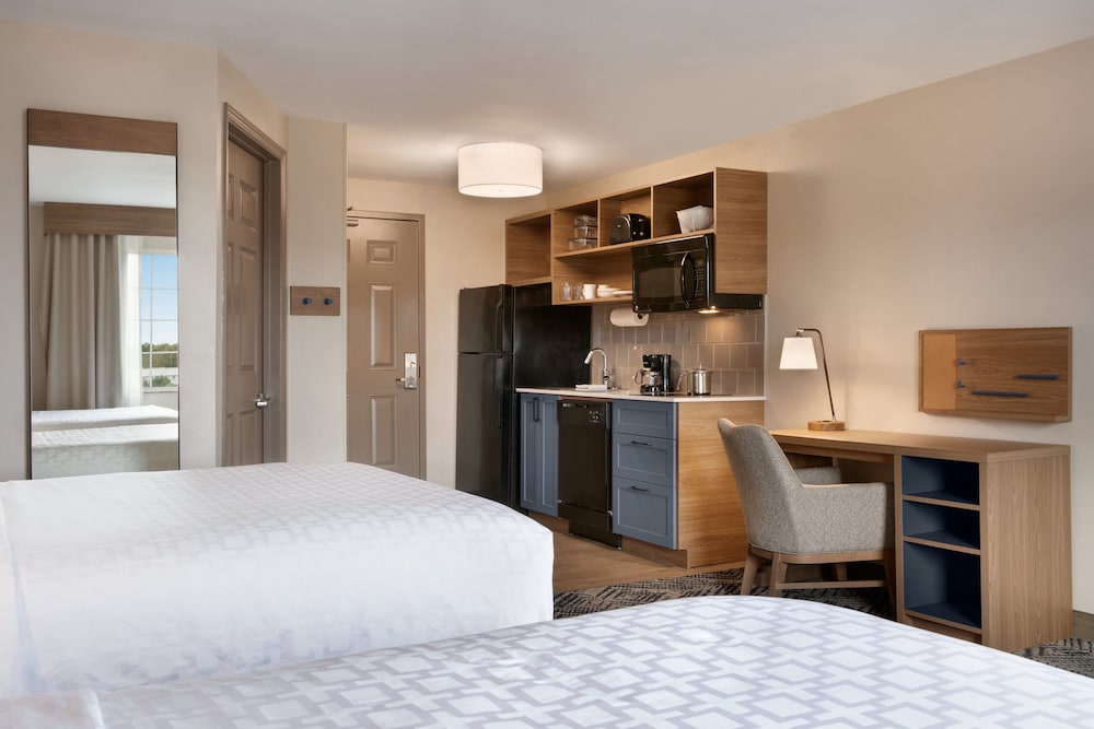 Candlewood Suites Asheville Downtown an IHG Hotel - photo 4