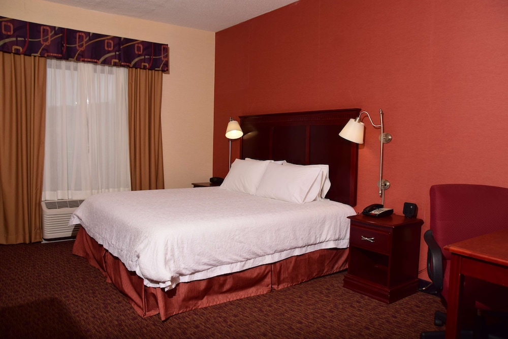 Hampton Inn Indiana - photo 14