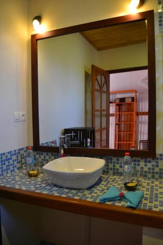 Hotel Ambalakely — Unknown City — photo 3