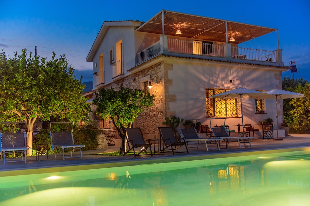 Tenuta Don Paolino in Avola, Italy