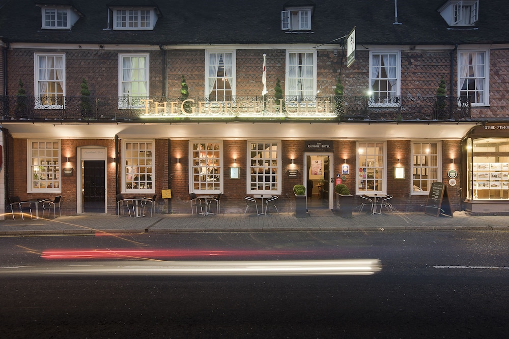 The George Hotel - carbon neutral hotel in Cranbrook