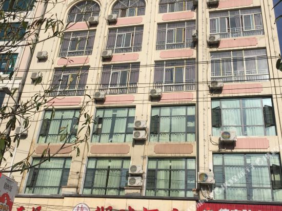 Pan County HuPan Hotel - last minute hotel in Liupanshui