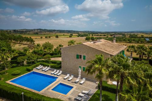 Ideal Property Mallorca El Palmeral in Petra, Spain
