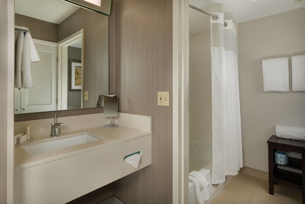 Courtyard by Marriott New Haven Orange Milford - photo 4