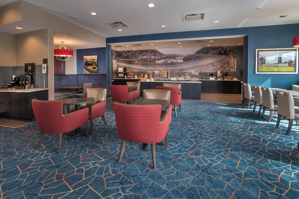TownePlace Suites by Marriott Altoona - photo 32