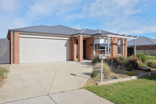 Bay Retreat in Cowes, Australia