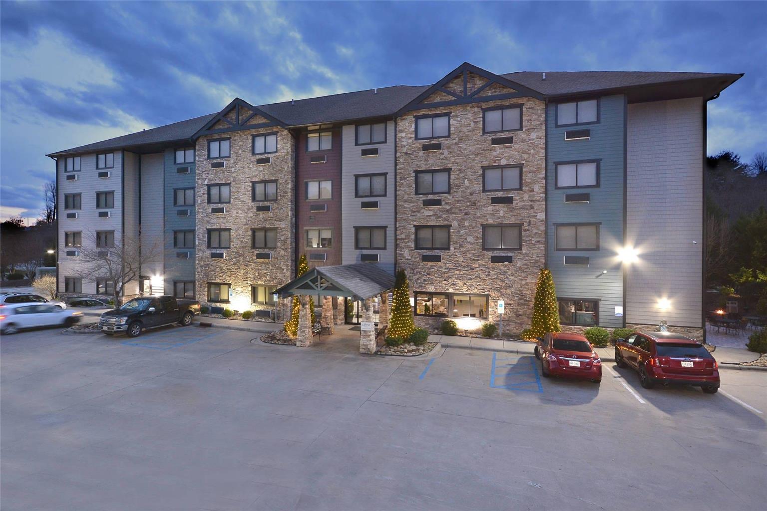 Brookstone Lodge near Biltmore Village an Ascend Collection Hotel in Asheville, United States