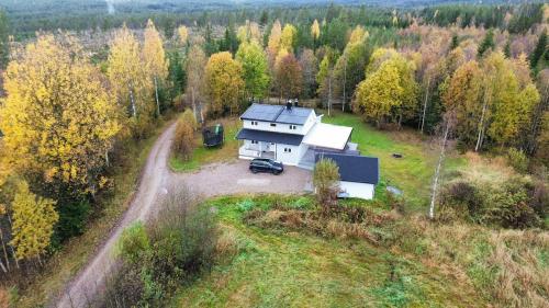 Skoglund privat Villa — 4-Star Luxury Hotel in Innbygda, Norway