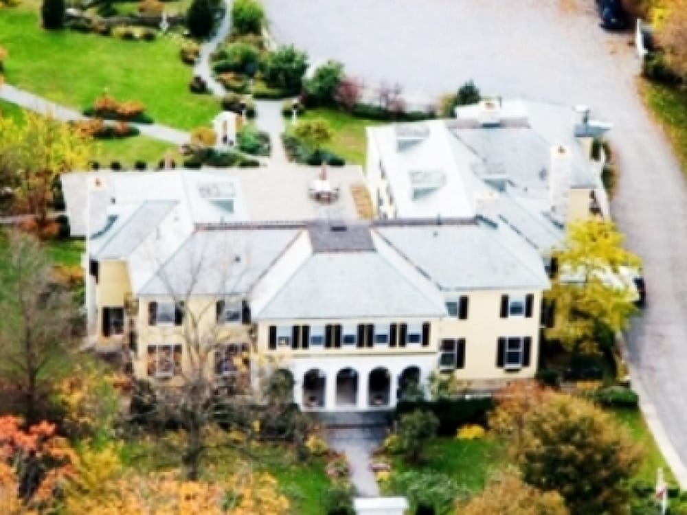 The Lilac Inn - featured photo