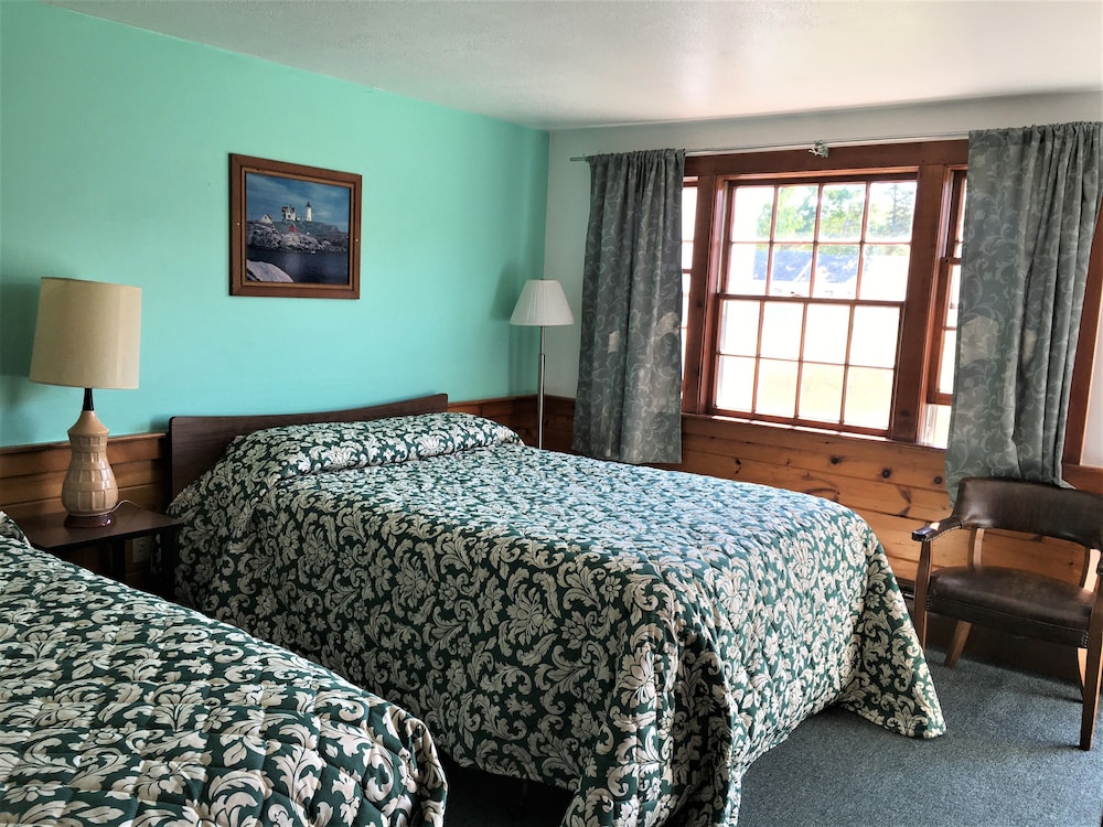 Bass River Motel - photo 11