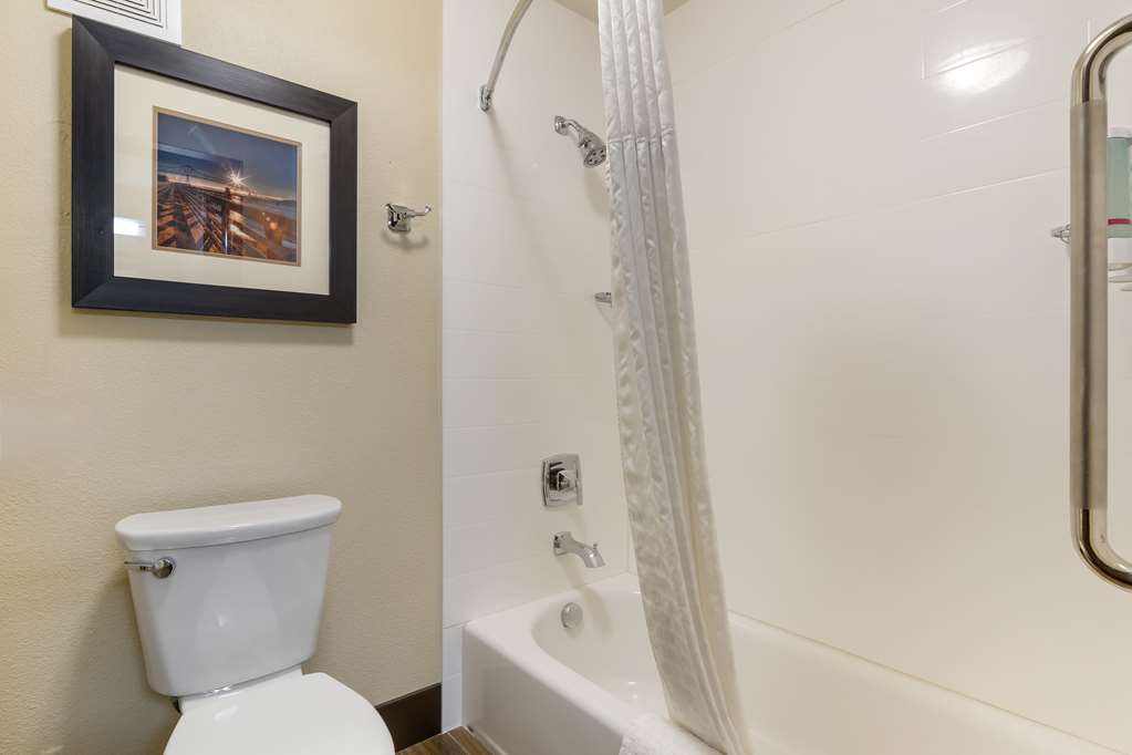 Best Western Columbia River Waterfront Hotel Astoria - photo 31